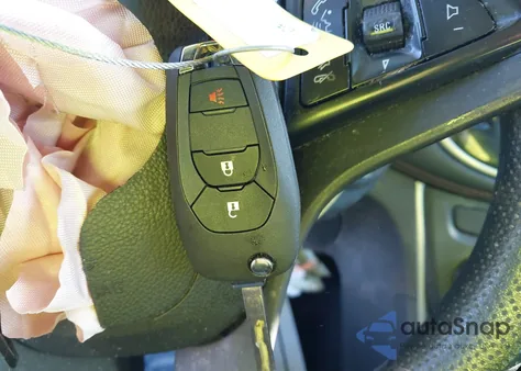 2020 Chevrolet Trax Fwd Ls z USA, uszkodzony, nr VIN KL7CJKSB2LB083294